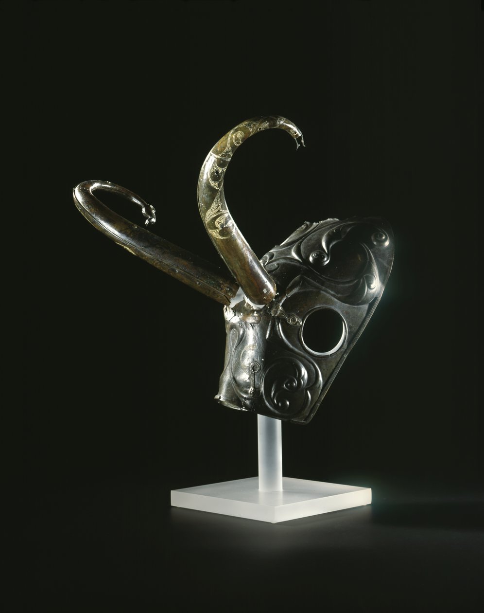 Armadura de cavalo - chamfron, 300-100 AC de Unbekannt