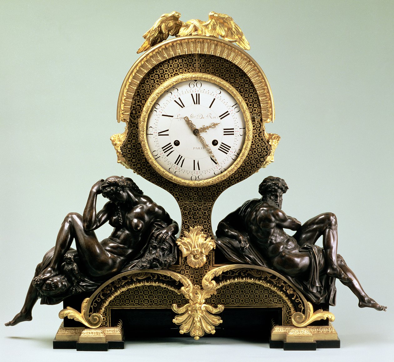 Relógio Mantel com figuras do Dia e da Noite, de Jean Andre Lepaute (1720-88), Paris (bronze dourado e patinado) de Unbekannt