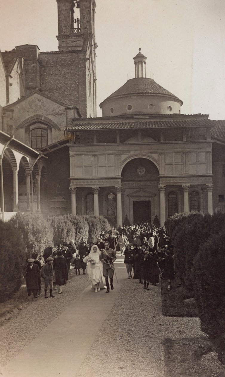Casamento na Capela Pazzi, no primeiro claustro da Basílica de Santa Croce, em Florença de Unbekannter Künstler