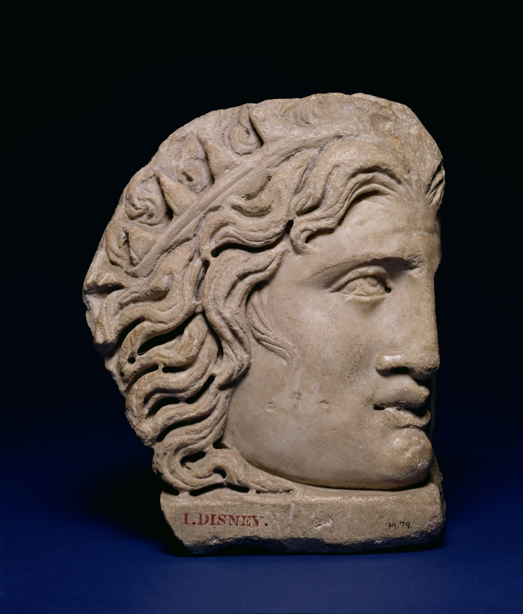Máscara de Helios, Máscara de canto de uma tampa de sarcófago, romana, século IV (mármore) de Unbekannt