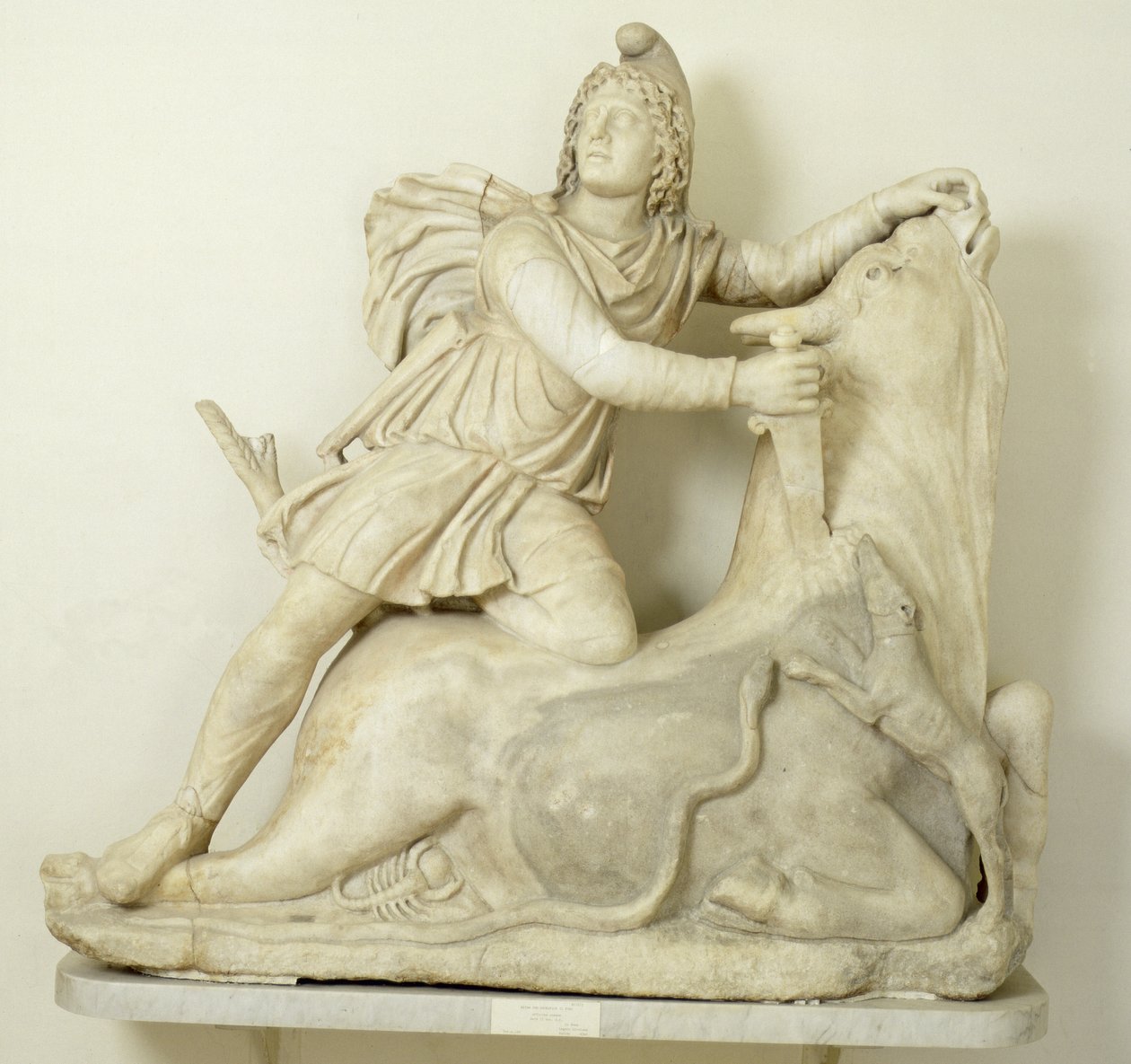 Mithras Sacrificando o Touro, Relevo de mármore, romano, século II de Unbekannt
