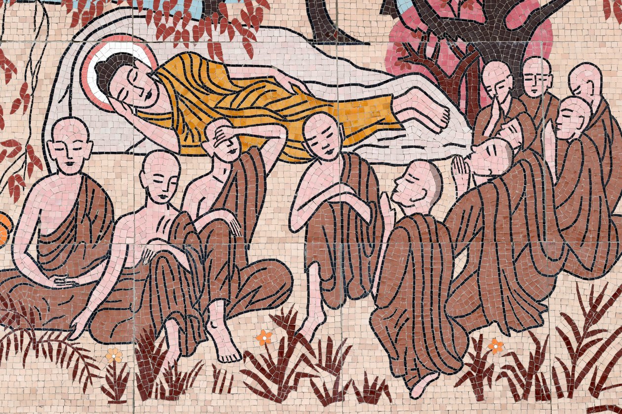 Ong Nui budista pagode, Wall fresco, A vida de Buda, Depois de 45 anos ensinando o Darma, o Buda passou para o Parinirvana, Quy Nhon, Vietnã, 2019 (foto) de Unbekannt