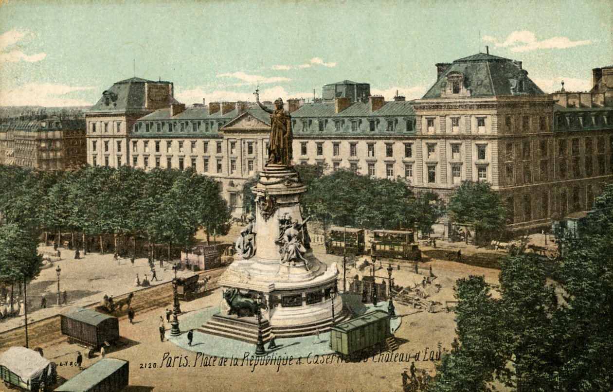 Paris, França: Place de la République e caserne de Unbekannter Künstler