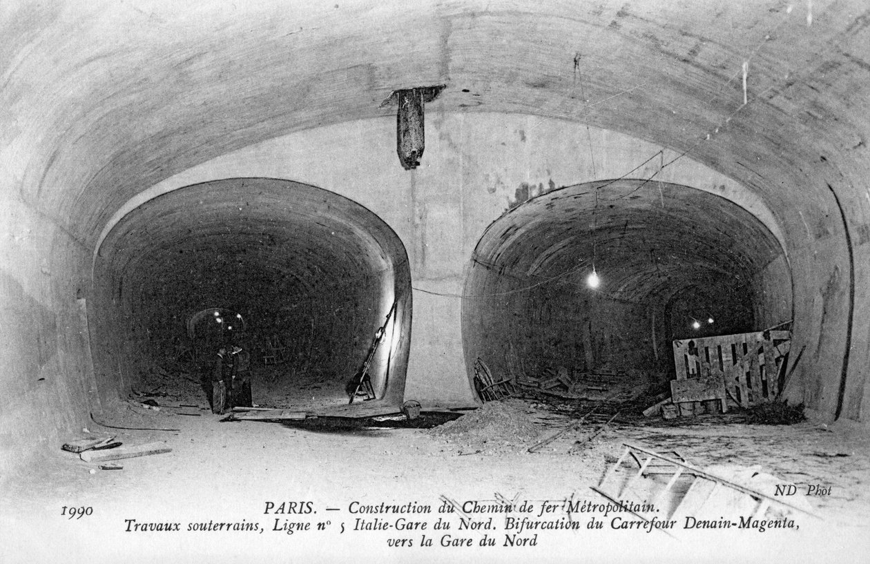 Metro de Paris - construção de metropolitano de Unbekannter Künstler