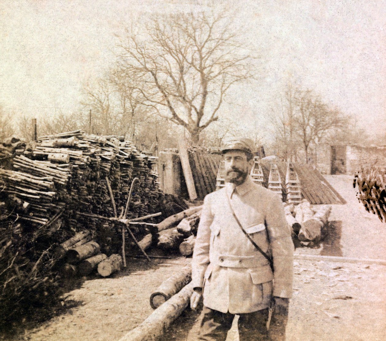 Fotografia de um álbum pessoal de um tenente de infantaria durante os primeiros meses da Primeira Guerra Mundial de Unbekannt