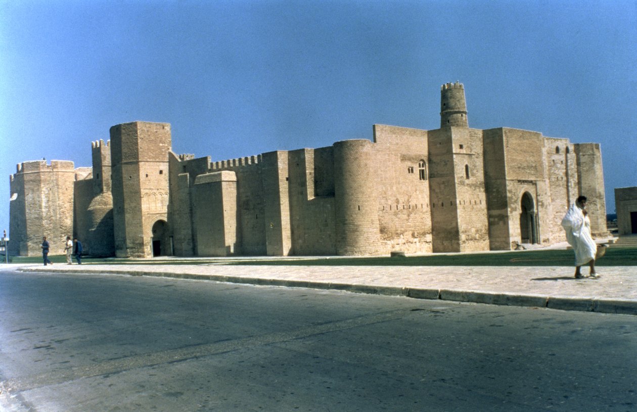 Ribat of Monastir construído durante o reinado de Harun al-Rashid (786-809) (foto) de Unbekannt