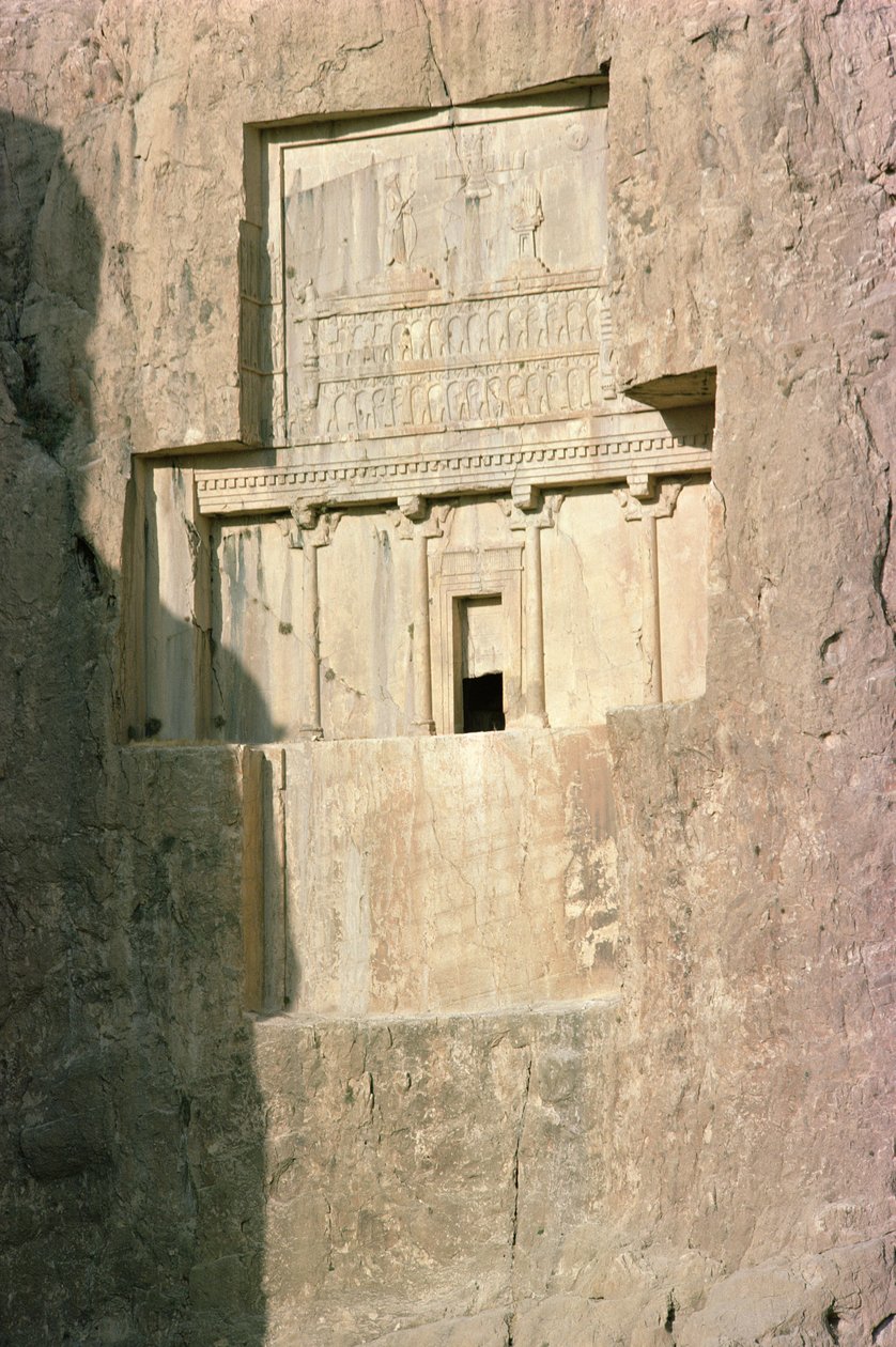 Túmulo rochoso do Rei Artaxerxes II (c.404-358 a.C.) Período aquemeno, século IV a.C. (foto) de Unbekannt