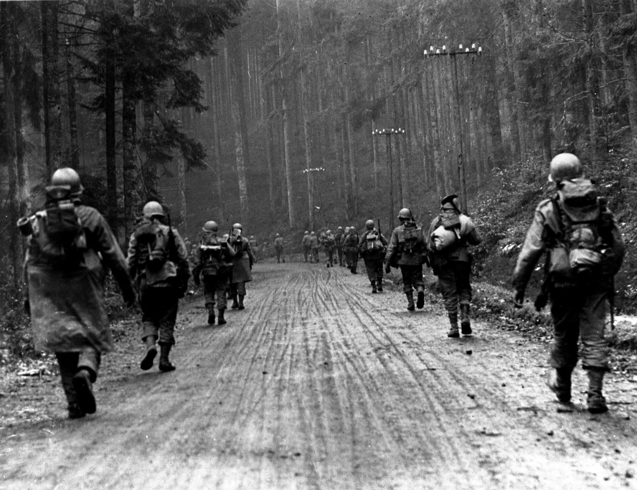 Segunda Guerra Mundial (1939-1945) - Segunda Guerra Mundial (II Guerra Mundial ou 2ª Guerra Mundial): Perto de Raon-l