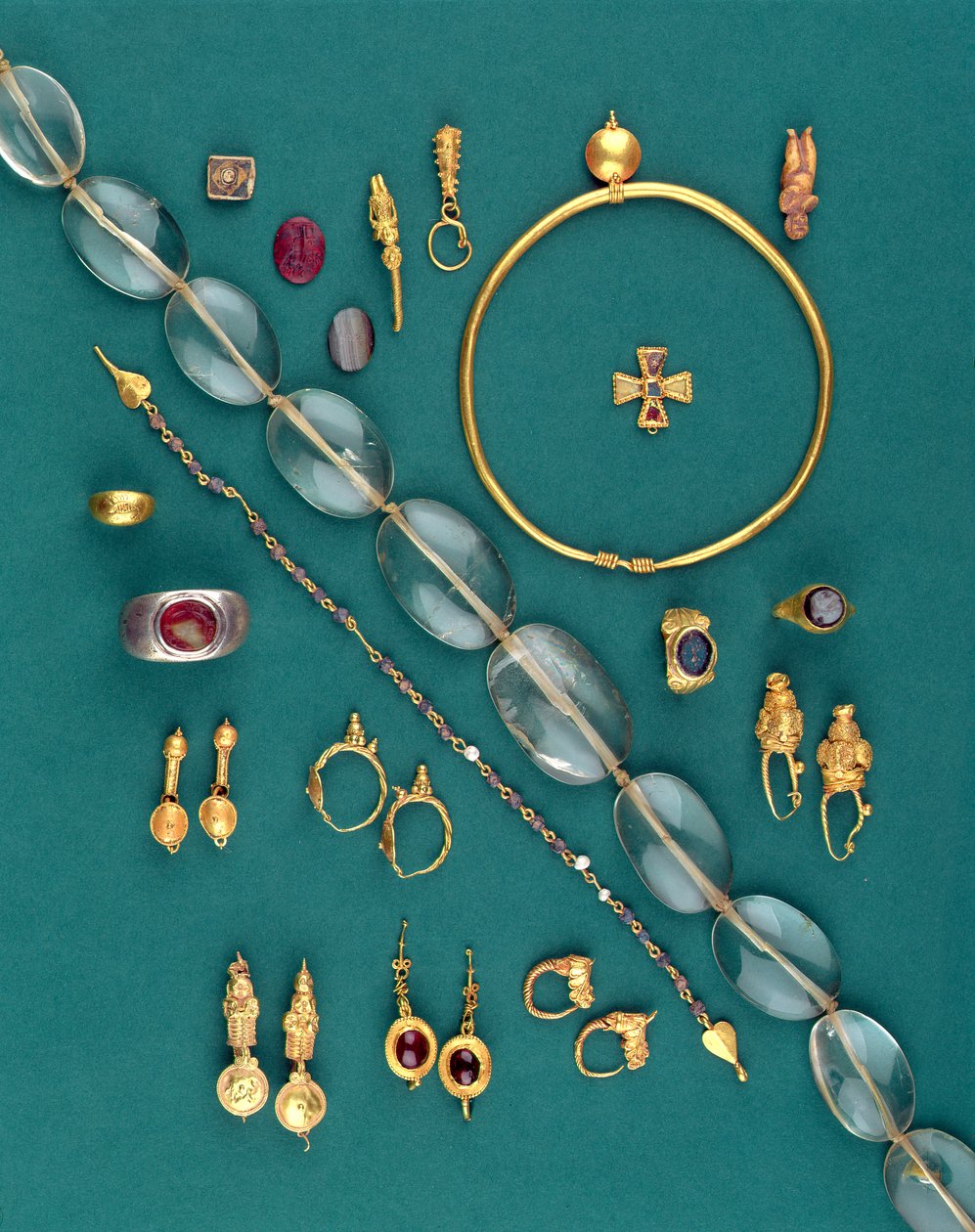 Selecção de jóias Romanas, Bizantinas e Aqueménidas, do século 1000 a.C. ao século VII d.C. (ouro, prata, ágata, jaspe vermelho, osso e vidro) de Unbekannt