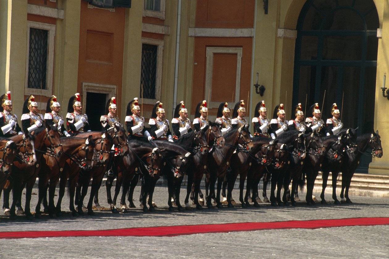 Soldados a cavalo na gala de cuirassiers de William M. Timlin