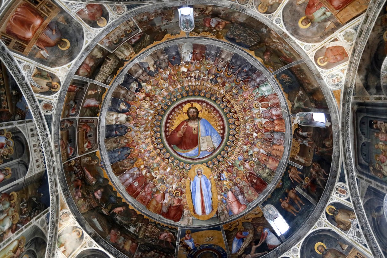 O Baptistério de Pádua. Afrescos de teto do século XIV, de Giusto de Menabuoi. O Paraíso. A bênção de Cristo com anjos, patriarcas, profetas e santos. Pádua. A Itália. (foto) de Unbekannt
