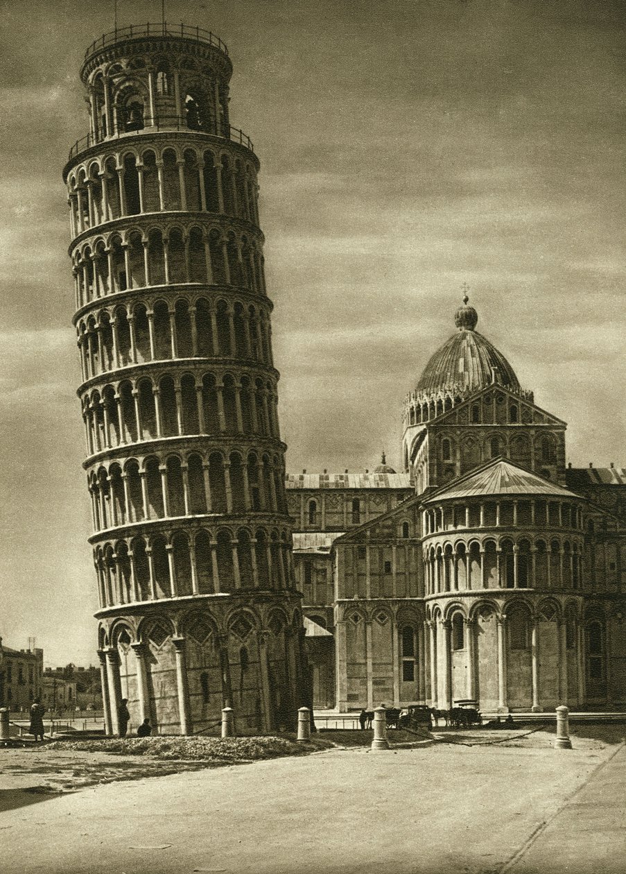 A torre inclinada e a abside da cúpula (duomo) de Pisa em 1925 de Unbekannt