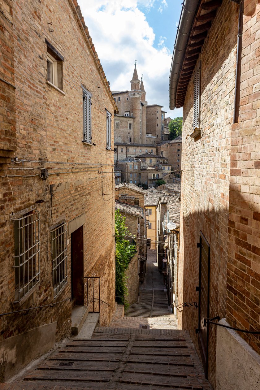Urbino, centro da cidade velha (foto) de Alec Hunter