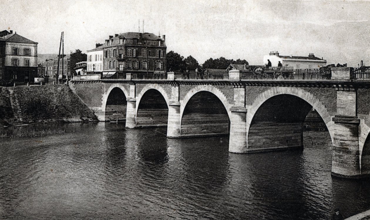 Vista da ponte do Marne em Epernay, Marne - cartão postal 1910 ca Coleção particular de Unbekannter Künstler