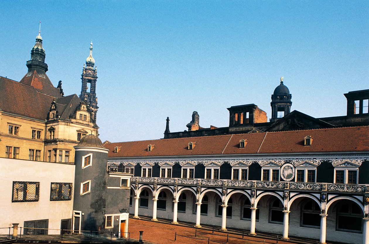 Palácio da Ala de Zwinger, Dresden (século XVIII), Saxónia, Alemanha de Benjamin Baud