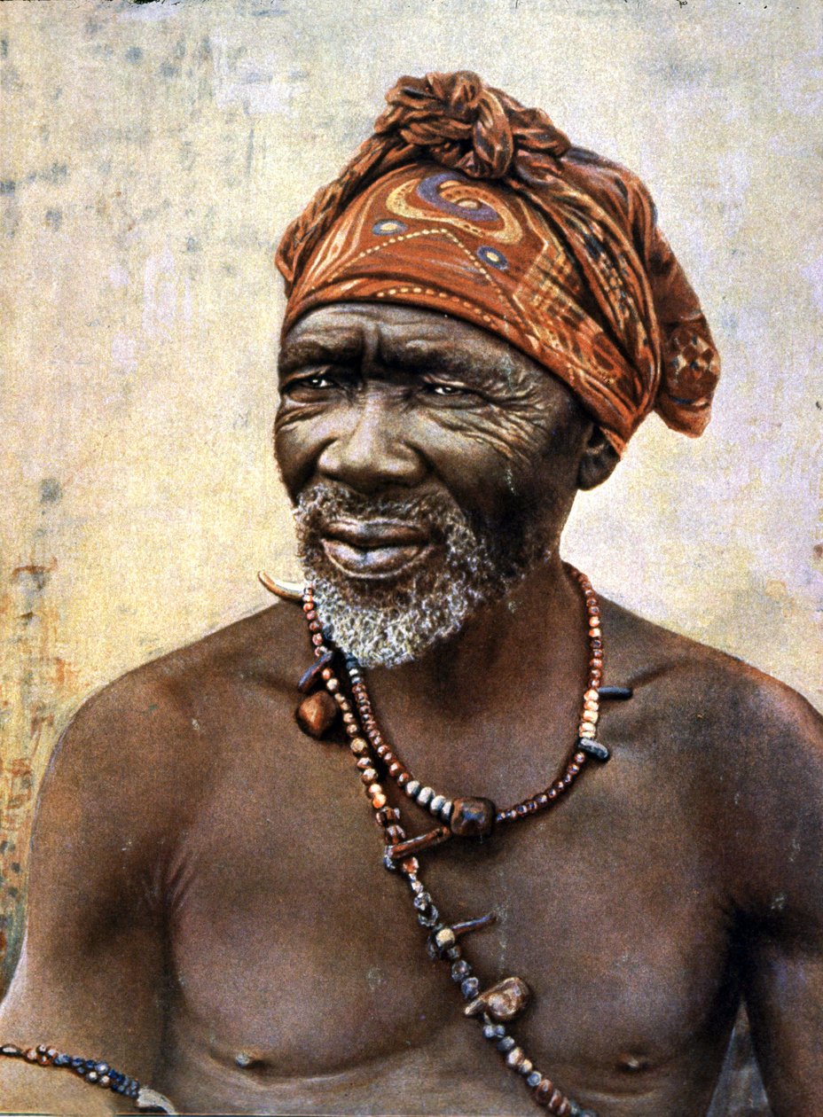 retrato de um médico zulu, finais do século XIX (impressão fotográfica) de Unbekannter Künstler