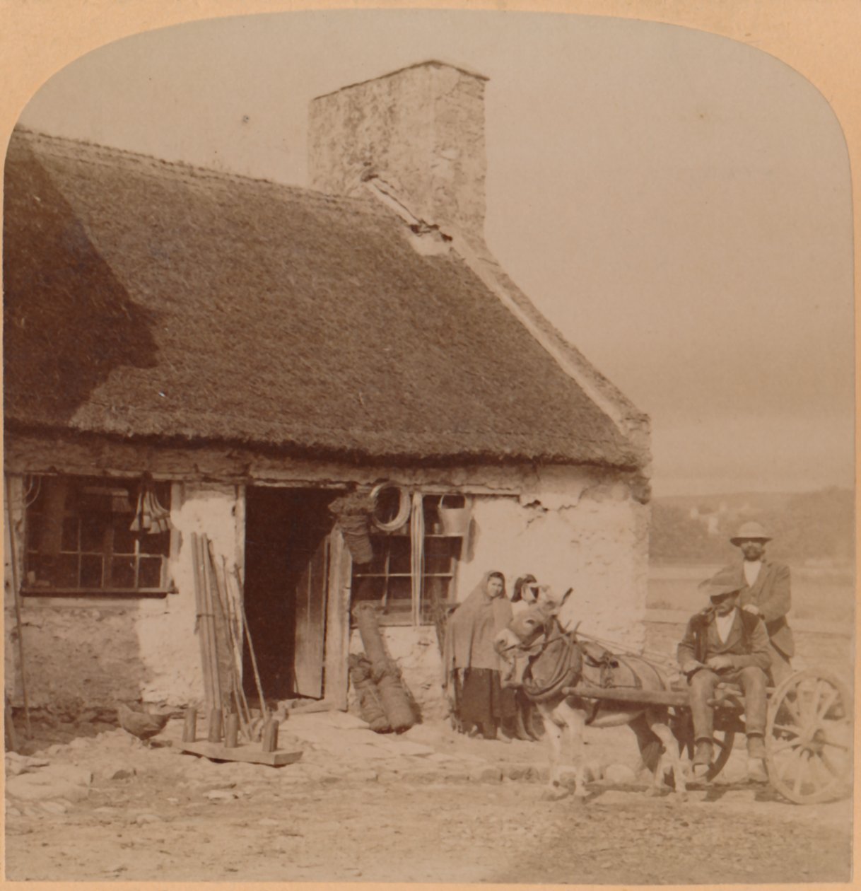 A General Merchandise Store, Killorgin, Irlanda, 1901. de Underwood and Underwood