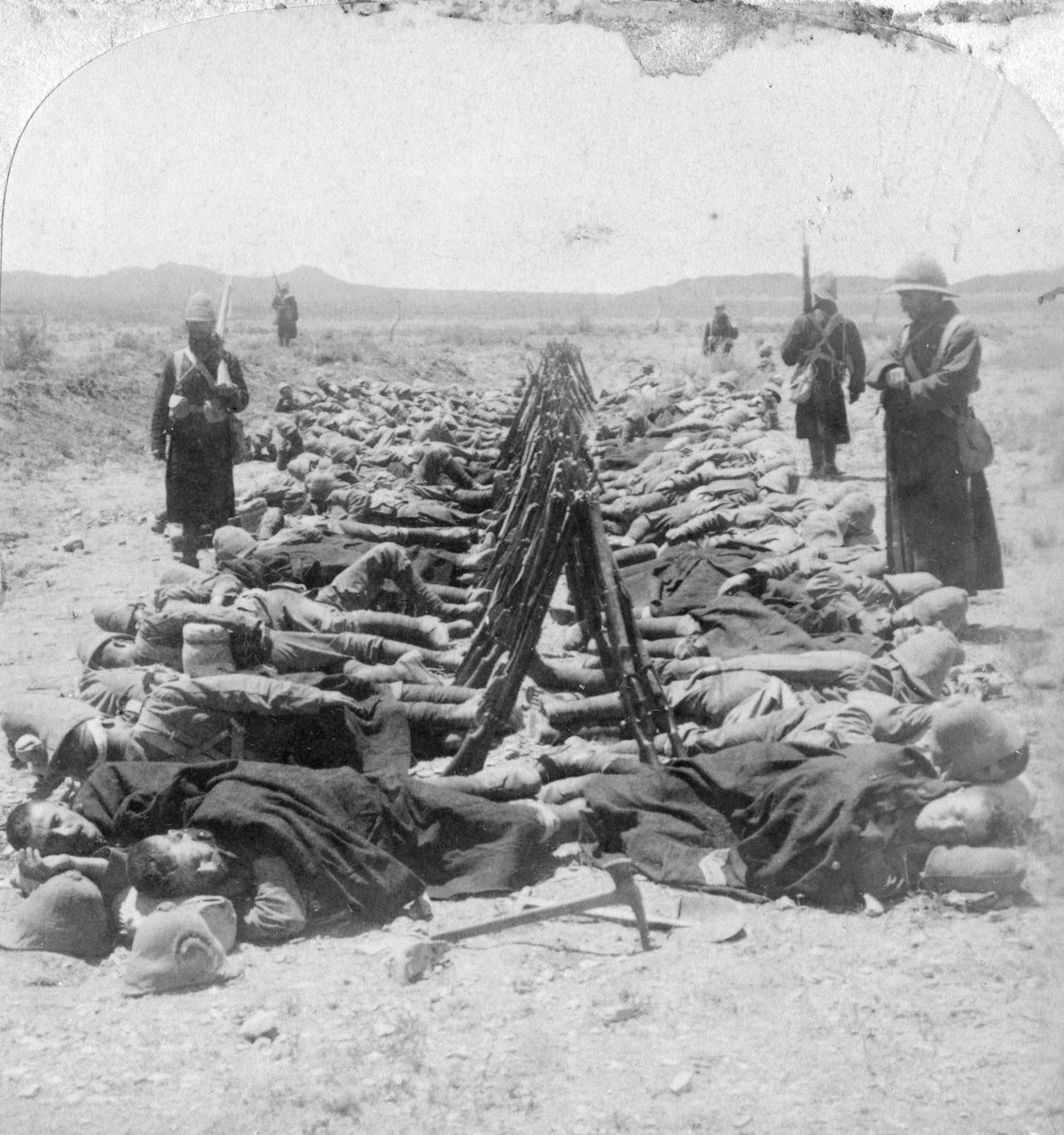 Soldados britânicos dormindo, África do Sul, 2ª Guerra dos Bôeres, 30 de dezembro de 1900 de Underwood and Underwood