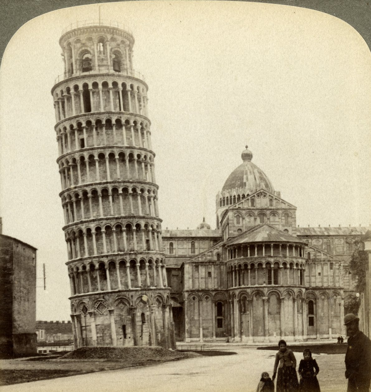 Catedral e torre inclinada de Pisa, Itália. de Underwood and Underwood