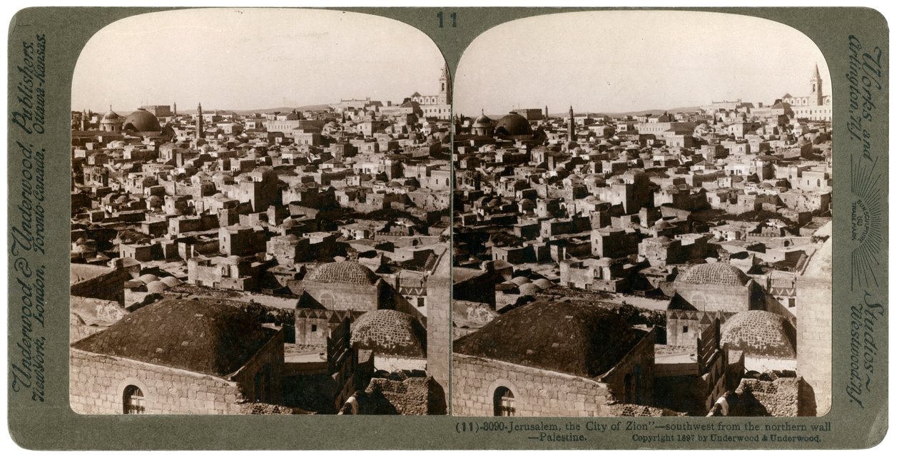 Jerusalém, como pode ser visto do muro norte, Palestina, 1897. de Underwood and Underwood