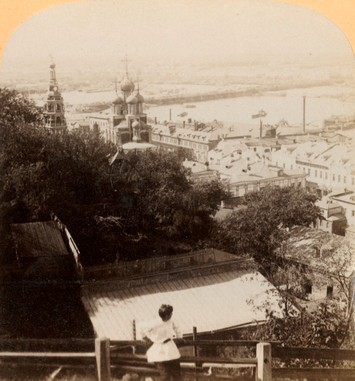 Nijni-Novgorod, Rússia, o mercado de verão de todas as nações, 1898. de Underwood and Underwood