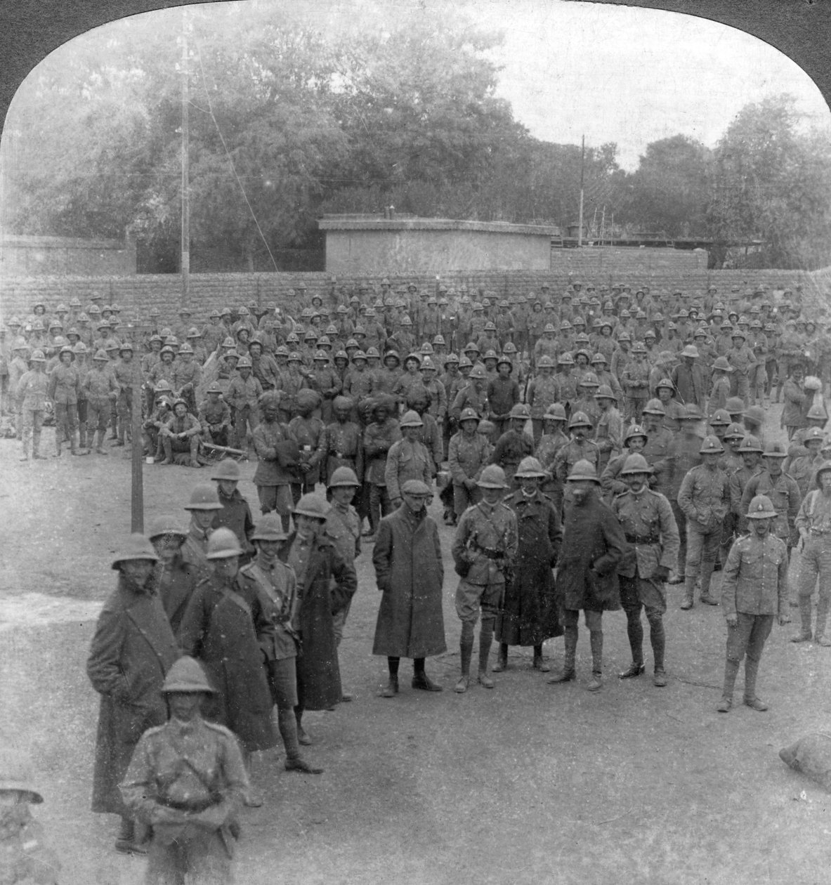 Revisão militar de manobras de Rawalpindi, Índia, 1906 de Underwood and Underwood