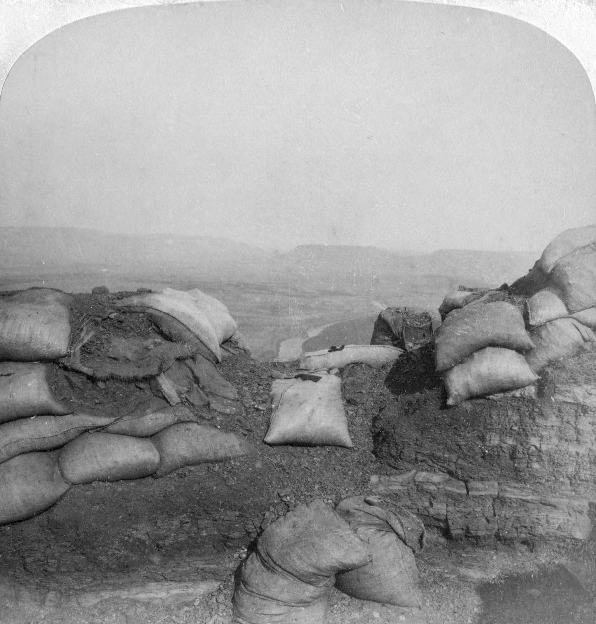 Vista de Spion Kop, África do Sul, 2ª Guerra dos Bôeres, 1901 de Underwood and Underwood