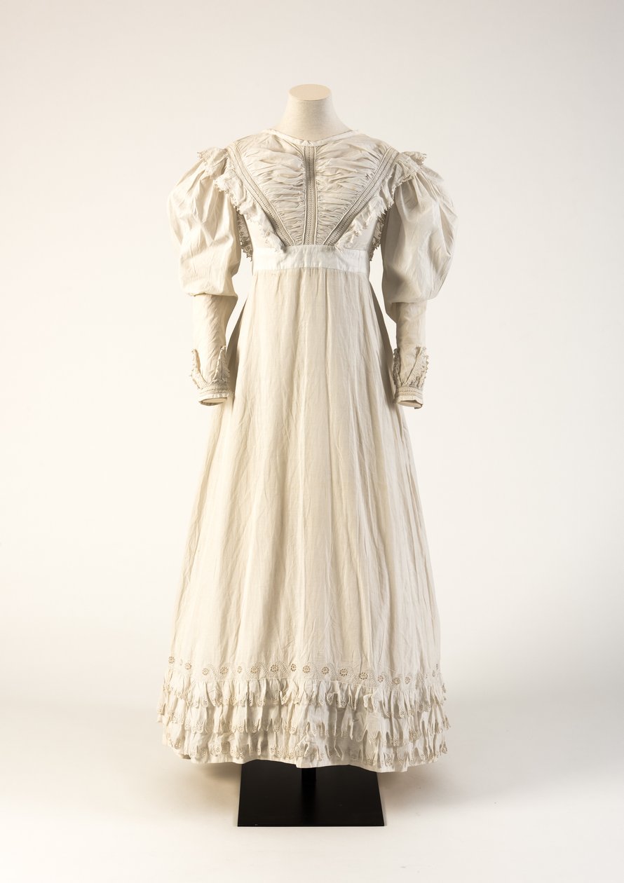 Vestido de algodão bordados à mão de corte branco, 1824 (algodão) de Unbekannt Unbekannt