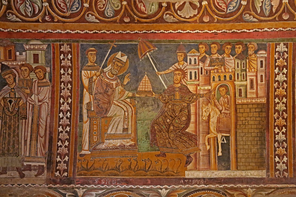Imperador Constantino apresentando sua tiara imperial ao Papa Silvestre, dando-lhe domínio sobre Roma, parede oeste da Capela de San Silvestro, 1246 de Unknown