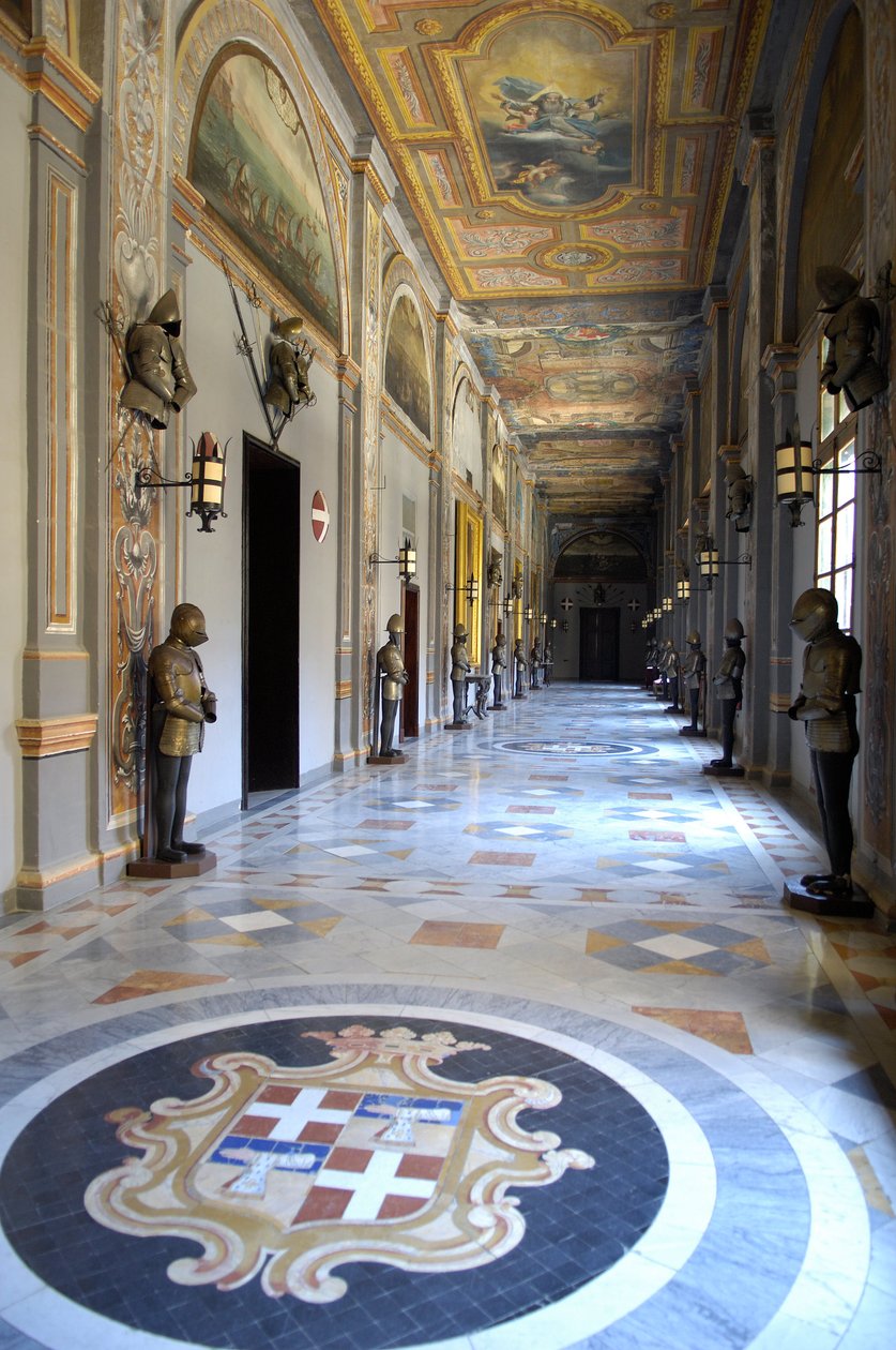 Arquitetura: vista do Palácio dos Grandes Mestres da Ordem de Malta em Valletta (La Valletta), Malta (foto) de Unknown artist