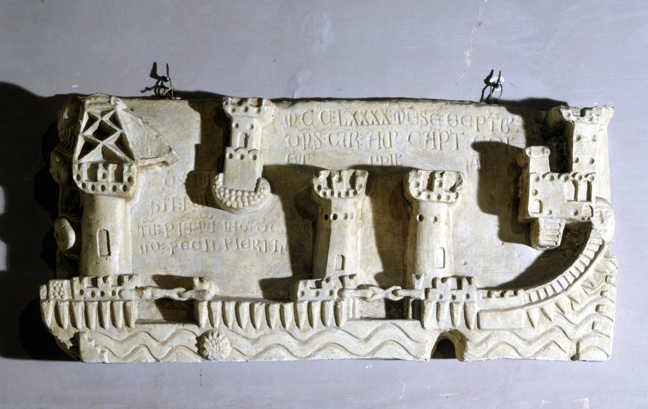 Bas-relief que representa o antigo porto de Pisa. Notamos as correntes que bloqueiam o acesso ao porto, tomado pela Génova como troféu após a Batalha de Meloria contra a Córsega. Génova, Museu Naval de Pegli. 1290. de Unknown artist
