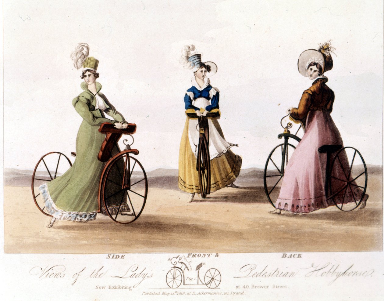 Bicicleta para mulheres de frente, de lado e de trás. Este é o modelo inventado pelo Barão von Drais: a Draisienne. Era feita de madeira e ainda não havia pedais. Litografia colorida de 1819. de Unknown artist