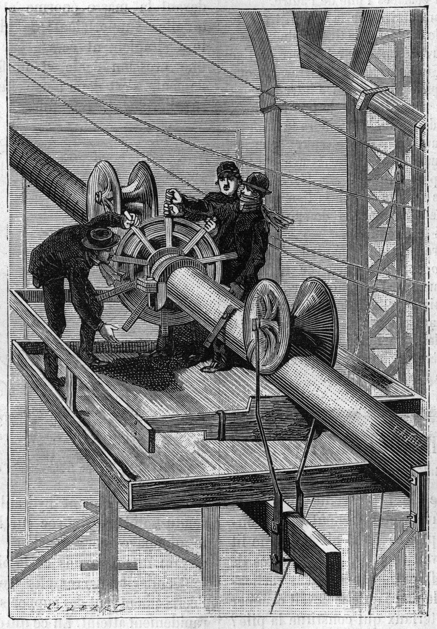 Construção da Ponte do Brooklyn, em Nova Iorque: Máquina usada para cobrir os 19 cabos secundários com fio de aço helicoidal em um único cabo. Gravação a partir de 1883. de Unknown artist