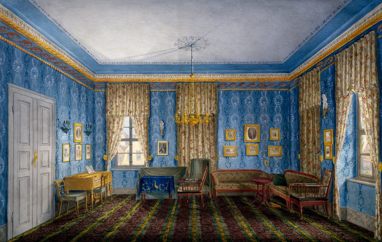 Sala de dia com papel de parede azul e grinaldas de Unknown artist