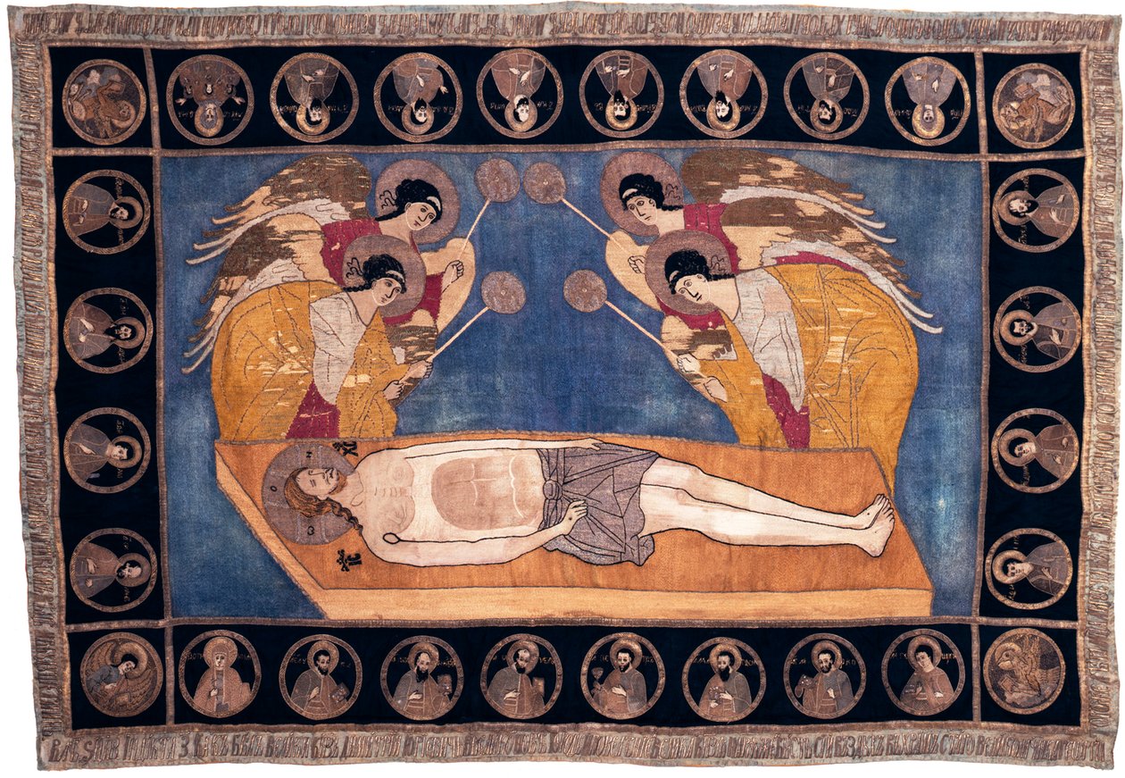 Epitáfio do Grão-Príncipe Dmitri Yourevich Chemyaka (falecido em 1453). Quatro anjos se inclinam respeitosamente ao redor do corpo de Cristo. Bordados anônimos, lã, seda e fios de ouro e prata de Unknown artist