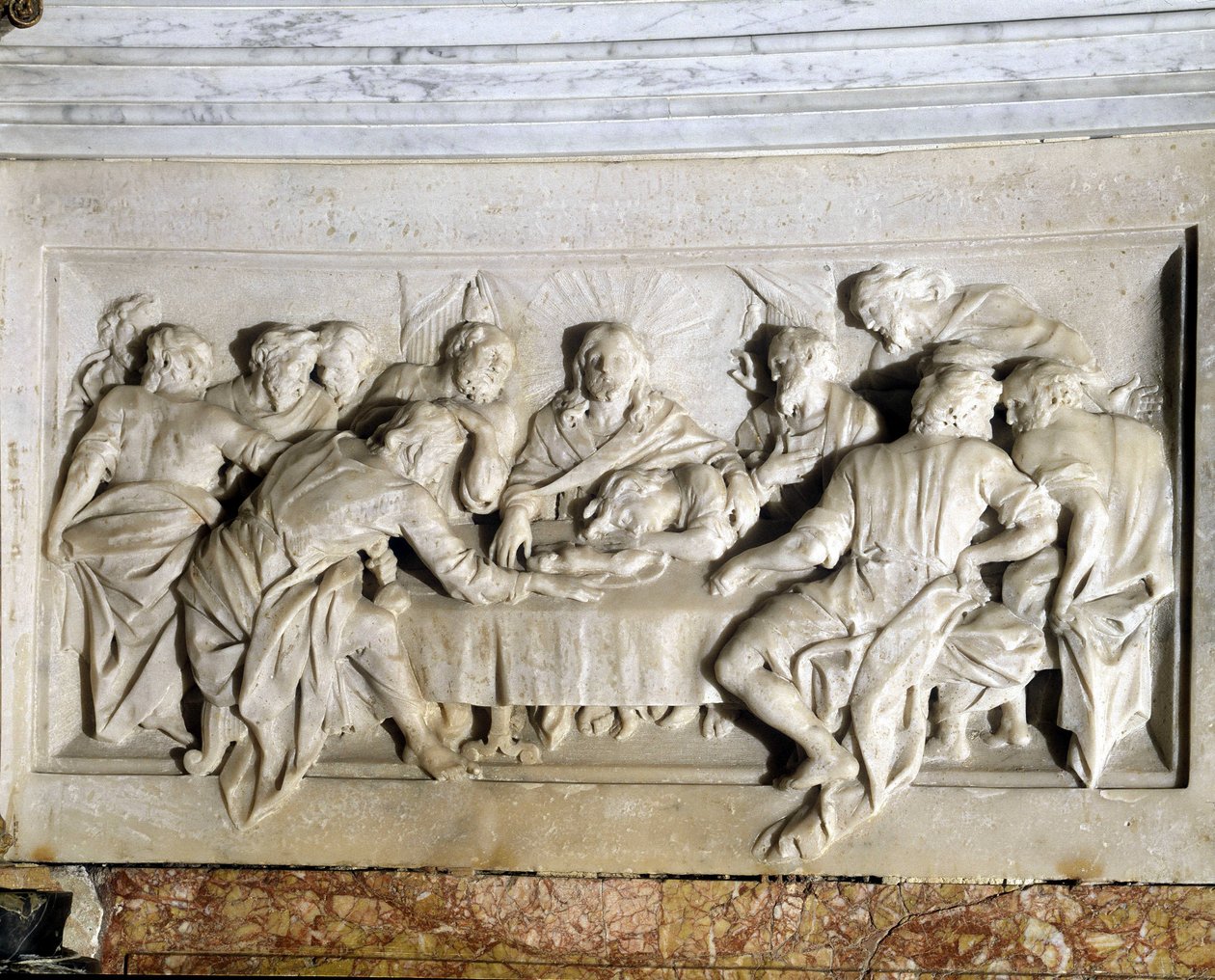O Altar da Igreja de Trets. de Unknown artist