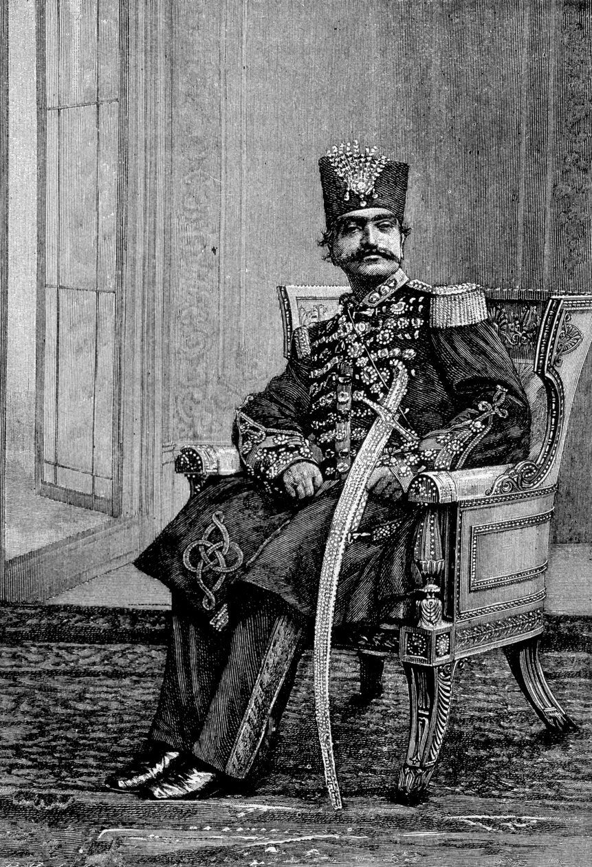 O Xá da Pérsia, Nassr-ed-din (Nasser-ed-din), em traje cerimonial. de Unknown artist