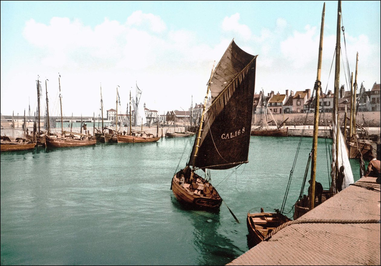 Vista de Calais, o porto. Fotocrómio v. 1890. de Unknown artist