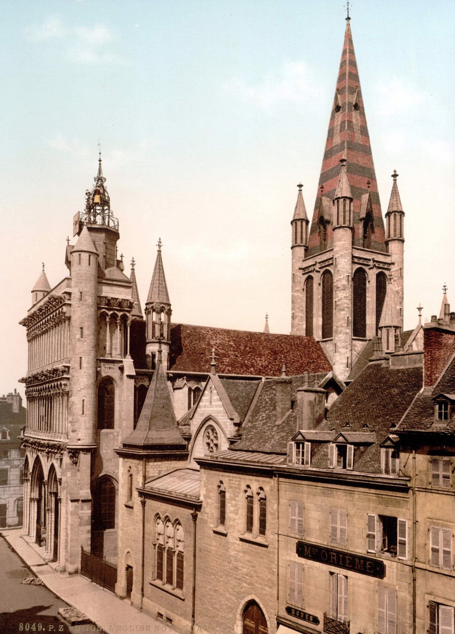 Vista da Igreja de Notre Dame em Dijon. Fotocrómio v. 1890. de Unknown artist