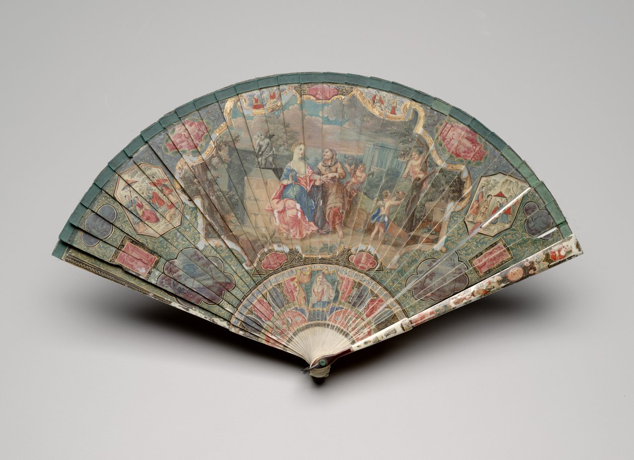 Leque brisé com cartomante e motivos chinoiserie, c.1700-25 (guache sobre lâminas de marfim, fita de seda, casco de tartaruga, joias de pasta e argola de latão) de Unknown artist