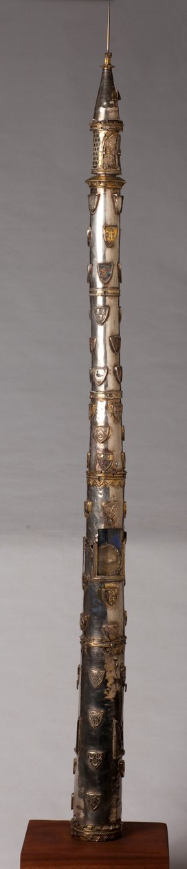 Candelabro (?), ourivesaria de Unknown artist