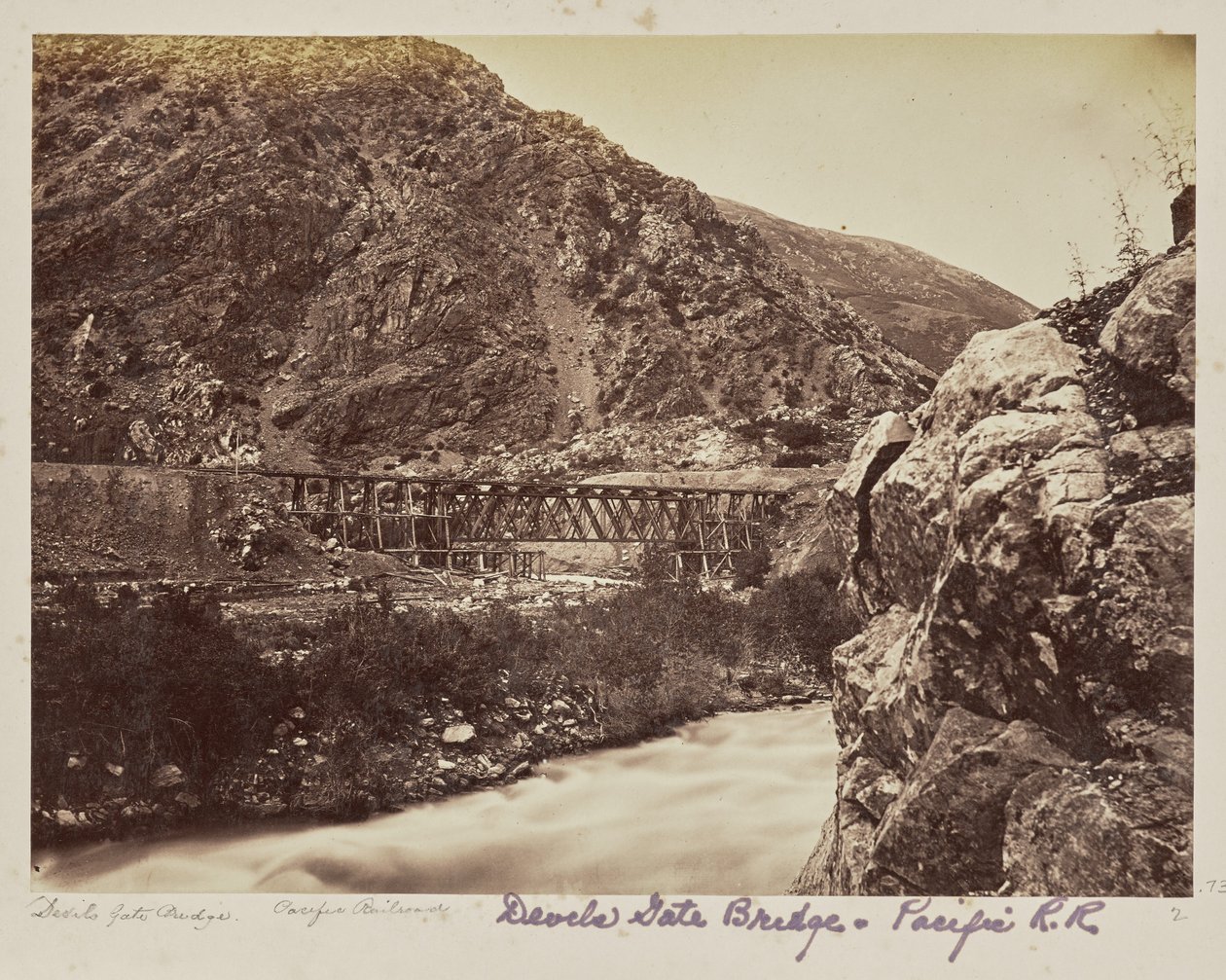 Pontes Devils [sic] Gate. Caminho de ferro do Pacífico de Unknown artist