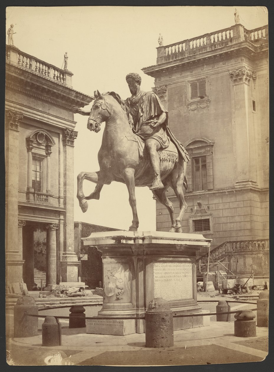 [Estátua equestre do imperador Marco Aurélio, Piazza Del Campidoglio, Roma]. de Unknown artist