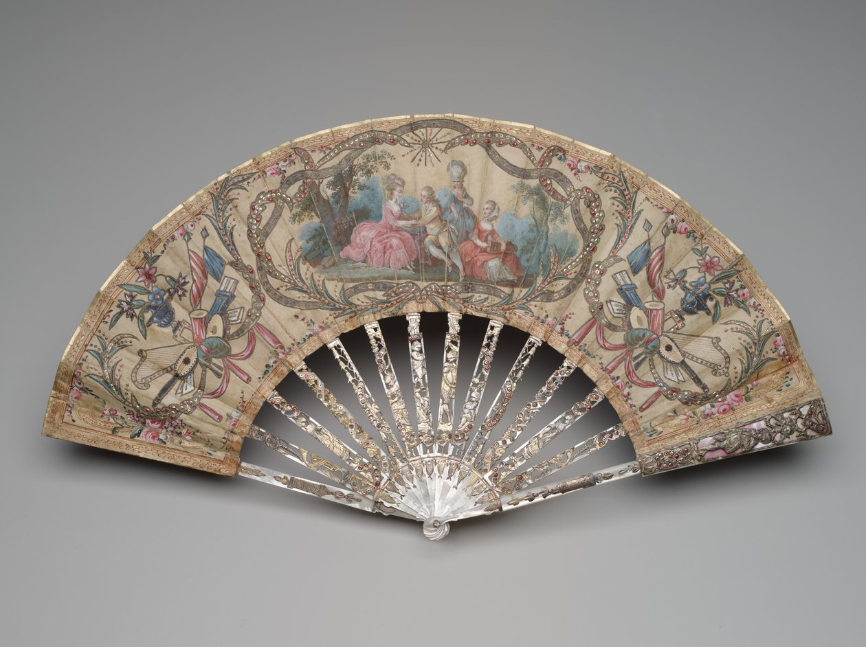 Leque dobrável com cena de cortejo e troféus musicais, c.1770s-80s de Unknown artist
