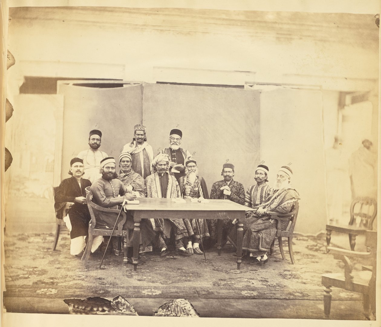 [Retrato de grupo de homens, Índia]. de Unknown artist