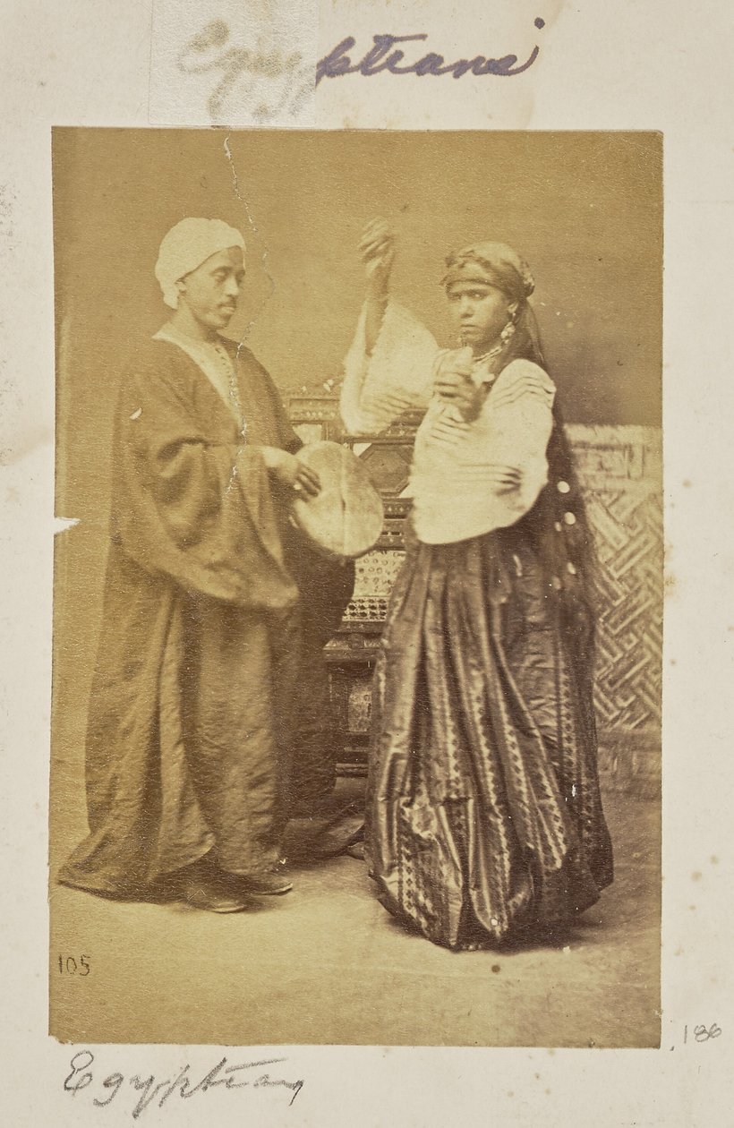 [Retrato de grupo de um músico e uma bailarina] de Unknown artist