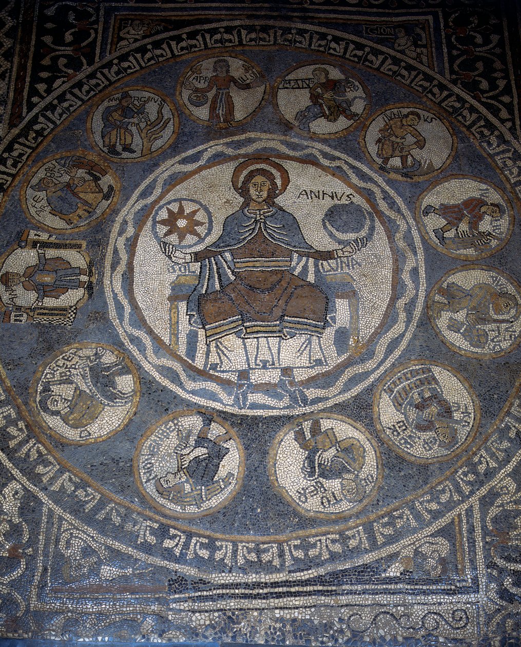 Piso em mosaico que representa os meses do ano de Unknown artist