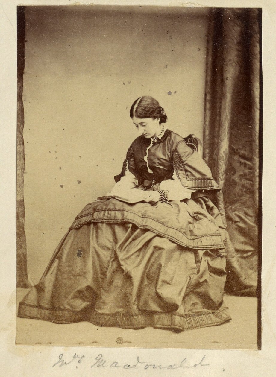 Sra. Macdonald de Unknown artist