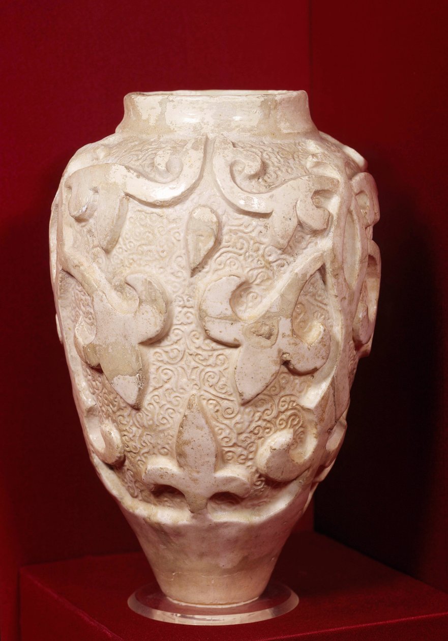 Antiquite oriental: vaso de terracota. Paris do século XIII, msuee du louvre de Unknown artist