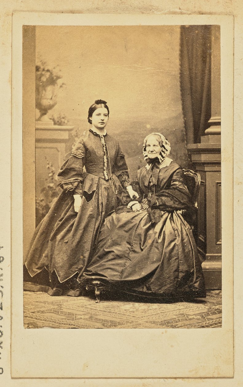 [Retrato de duas mulheres]. de Unknown artist